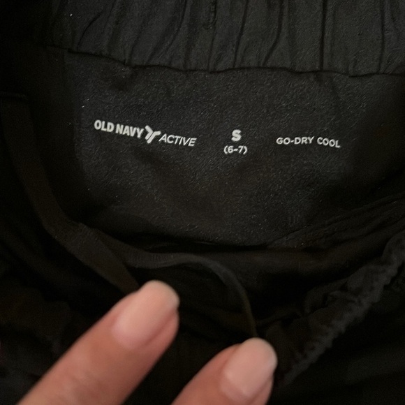 Old navy active Black Athletic Shorts - Picture 2 of 2